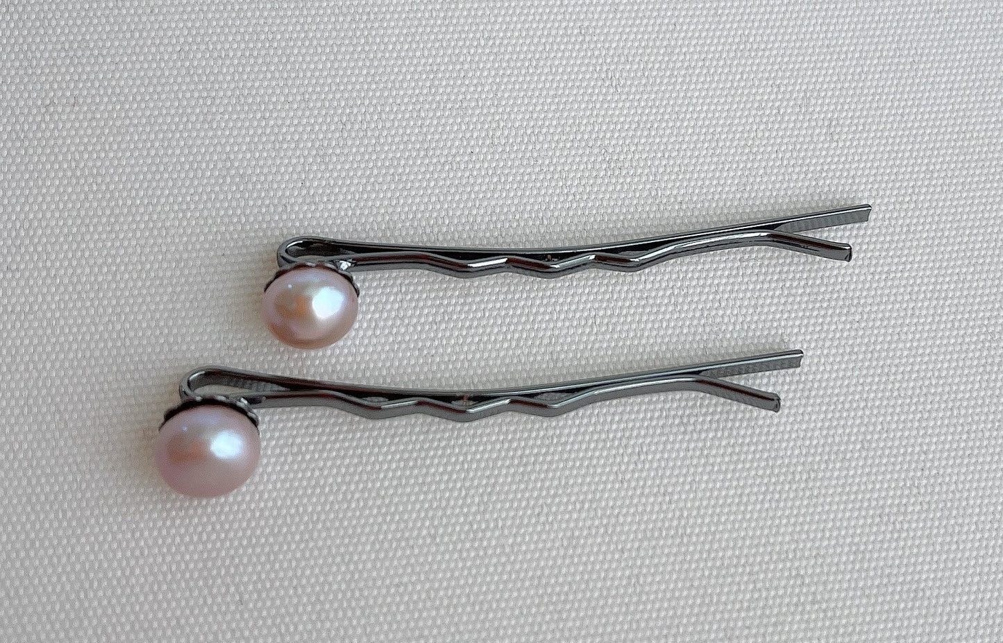 freshwater pearl hair pins, single pearl with metallic gray hairpin